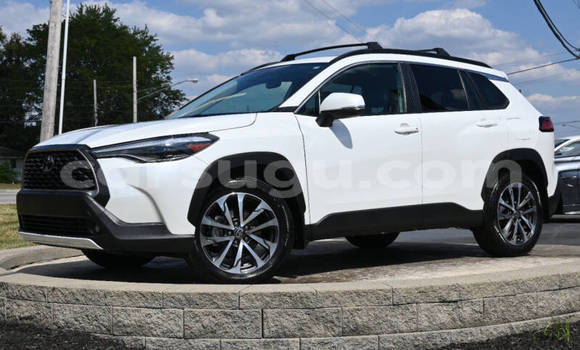 Acheter Occasion Voiture Toyota Corolla Cross Blanc à Ouagadougou, Burkina-Faso