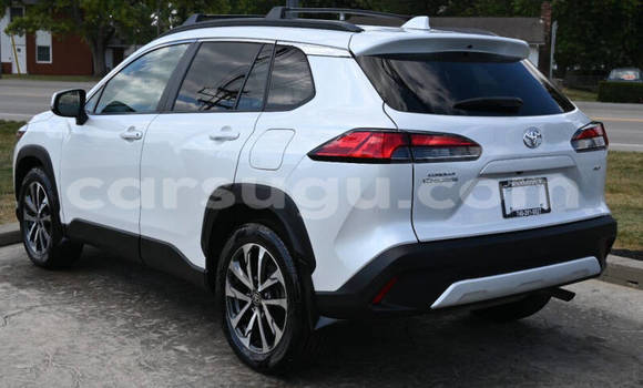 Sayi Na hannu Toyota Corolla Cross White Mota in Ouagadougou a Burkina Faso Sayi Na hannu Toyota Corolla Cross White Mota in Ouagadougou a Burkina Faso