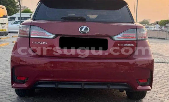 Sayi Na hannu Lexus CT Red Mota in Ouagadougou a Burkina Faso Sayi Na hannu Lexus CT Red Mota in Ouagadougou a Burkina Faso