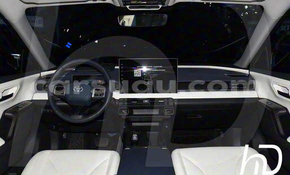 Acheter Neuf Voiture Toyota RAV4 Blanc à Djibo, Soum Acheter Neuf Voiture Toyota RAV4 Blanc à Djibo, Soum