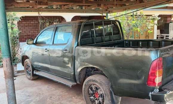 Sayi Na hannu Toyota Hilux Black Mota in Ouagadougou a Burkina Faso Sayi Na hannu Toyota Hilux Black Mota in Ouagadougou a Burkina Faso