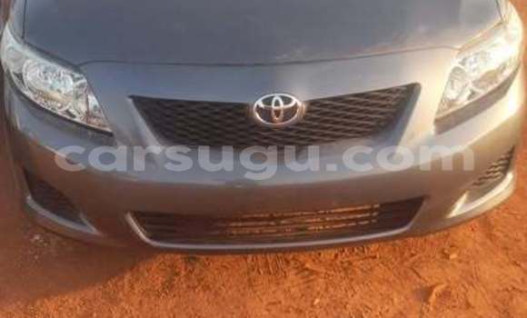 Sayi Na hannu Toyota Corolla Azurfa Mota in Ouagadougou a Burkina Faso Sayi Na hannu Toyota Corolla Azurfa Mota in Ouagadougou a Burkina Faso