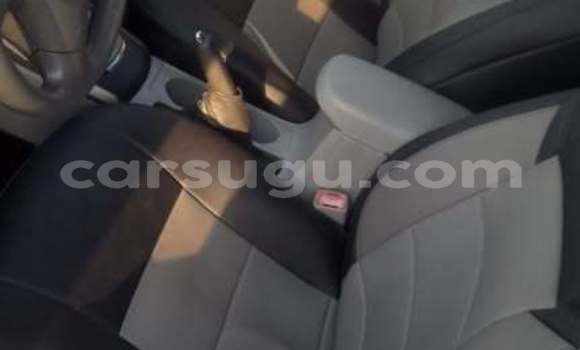 Sayi Na hannu Toyota Corolla Azurfa Mota in Ouagadougou a Burkina Faso Sayi Na hannu Toyota Corolla Azurfa Mota in Ouagadougou a Burkina Faso