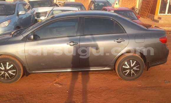 Sayi Na hannu Toyota Corolla Azurfa Mota in Ouagadougou a Burkina Faso Sayi Na hannu Toyota Corolla Azurfa Mota in Ouagadougou a Burkina Faso