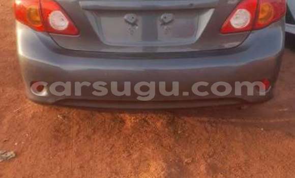 Sayi Na hannu Toyota Corolla Azurfa Mota in Ouagadougou a Burkina Faso Sayi Na hannu Toyota Corolla Azurfa Mota in Ouagadougou a Burkina Faso