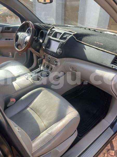 Big with watermark toyota highlander burkina faso ouagadougou 11400