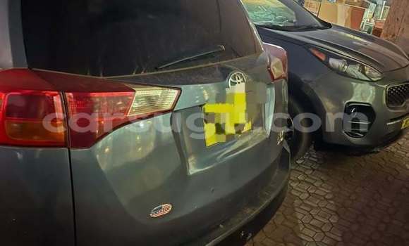 Acheter Occasion Voiture Toyota RAV4 Gris à Ouagadougou, Burkina-Faso Acheter Occasion Voiture Toyota RAV4 Gris à Ouagadougou, Burkina-Faso