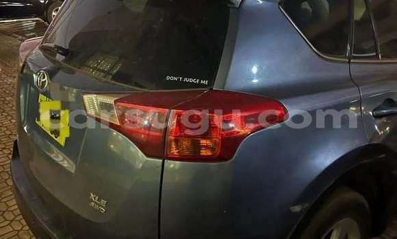 Acheter Occasion Voiture Toyota RAV4 Gris à Ouagadougou, Burkina-Faso Acheter Occasion Voiture Toyota RAV4 Gris à Ouagadougou, Burkina-Faso
