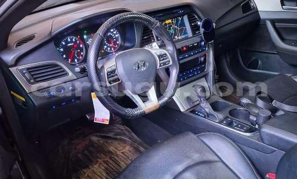 Acheter Occasion Voiture Hyundai Sonata Bleu à Ouagadougou, Burkina-Faso Acheter Occasion Voiture Hyundai Sonata Bleu à Ouagadougou, Burkina-Faso