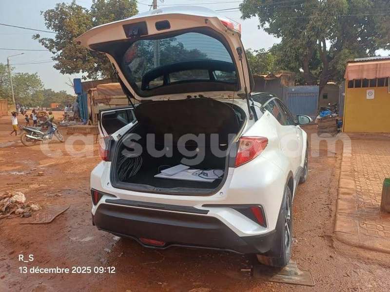 Big with watermark toyota c hr burkina faso ouagadougou 11430