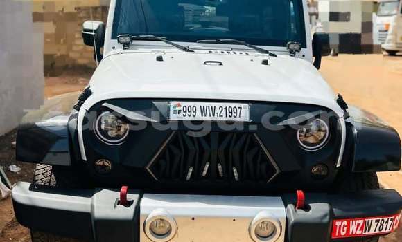 Acheter Occasion Voiture Jeep Wrangler Blanc à Ouagadougou, Burkina-Faso