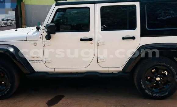 Acheter Occasion Voiture Jeep Wrangler Blanc à Ouagadougou, Burkina-Faso Acheter Occasion Voiture Jeep Wrangler Blanc à Ouagadougou, Burkina-Faso