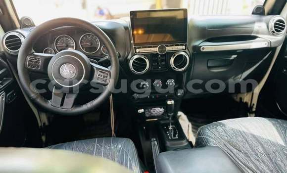 Acheter Occasion Voiture Jeep Wrangler Blanc à Ouagadougou, Burkina-Faso Acheter Occasion Voiture Jeep Wrangler Blanc à Ouagadougou, Burkina-Faso