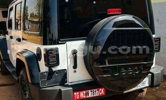 Acheter Occasion Voiture Jeep Wrangler Blanc à Ouagadougou, Burkina-Faso Acheter Occasion Voiture Jeep Wrangler Blanc à Ouagadougou, Burkina-Faso
