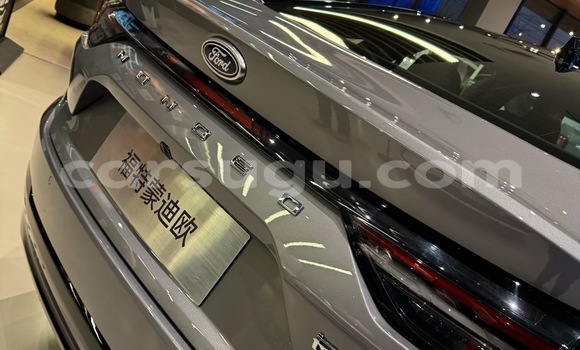 Acheter Neuf Voiture Ford Mondeo Noir à Ouagadougou, Burkina-Faso Acheter Neuf Voiture Ford Mondeo Noir à Ouagadougou, Burkina-Faso