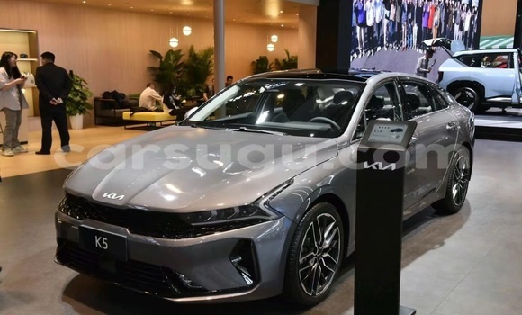 Acheter Occasion Voiture Kia K5 Gris à Ouagadougou, Burkina-Faso