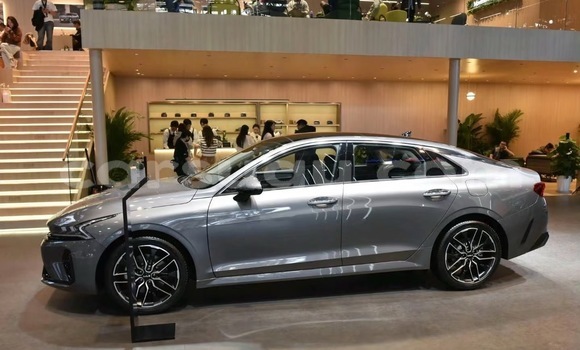 Acheter Occasion Voiture Kia K5 Gris à Ouagadougou, Burkina-Faso Acheter Occasion Voiture Kia K5 Gris à Ouagadougou, Burkina-Faso