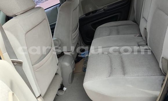 Acheter Import Voiture Toyota Highlander Bleu à Ouagadougou, Burkina-Faso