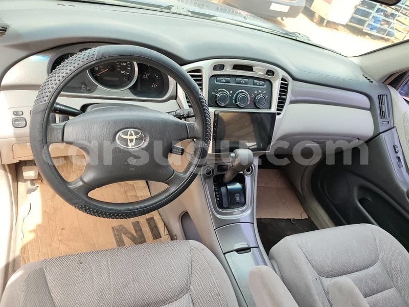 Big with watermark toyota highlander burkina faso ouagadougou 11458