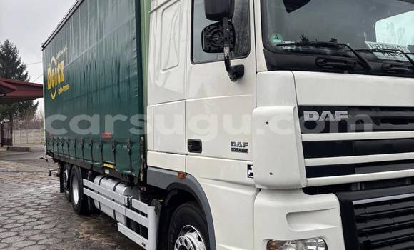 Acheter Occasion Utilitaire DAF CF Blanc à Ouagadougou, Burkina-Faso Acheter Occasion Utilitaire DAF CF Blanc à Ouagadougou, Burkina-Faso