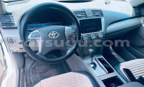 Acheter Occasion Voiture Toyota Camry Blanc à Ouagadougou, Burkina-Faso Acheter Occasion Voiture Toyota Camry Blanc à Ouagadougou, Burkina-Faso