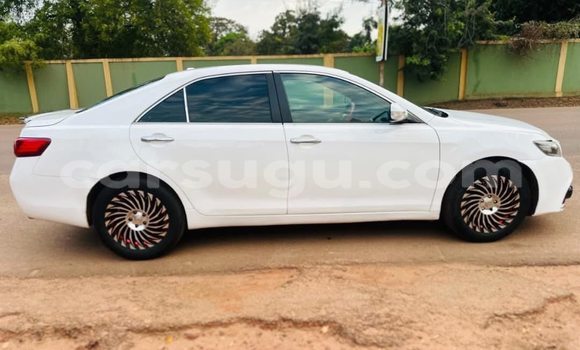 Acheter Occasion Voiture Toyota Camry Blanc à Ouagadougou, Burkina-Faso Acheter Occasion Voiture Toyota Camry Blanc à Ouagadougou, Burkina-Faso