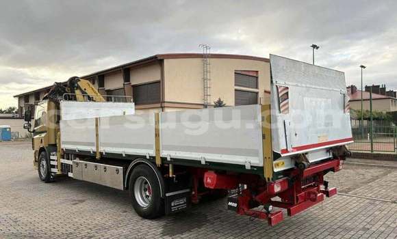 Acheter Occasion Utilitaire DAF CF Autre à Ouagadougou, Burkina-Faso Acheter Occasion Utilitaire DAF CF Autre à Ouagadougou, Burkina-Faso