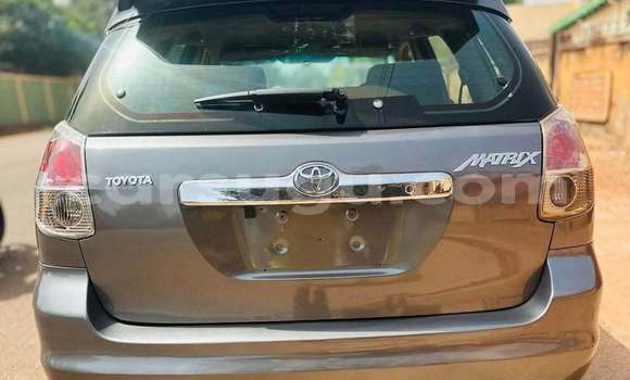 Acheter Occasion Voiture Toyota Matrix Gris à Ouagadougou, Burkina-Faso Acheter Occasion Voiture Toyota Matrix Gris à Ouagadougou, Burkina-Faso