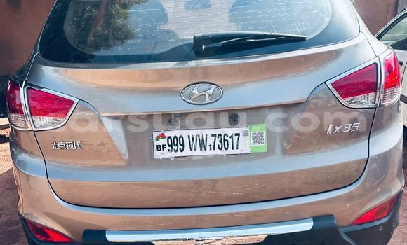 Acheter Occasion Voiture Hyundai Tucson Gris à Ouagadougou, Burkina-Faso Acheter Occasion Voiture Hyundai Tucson Gris à Ouagadougou, Burkina-Faso