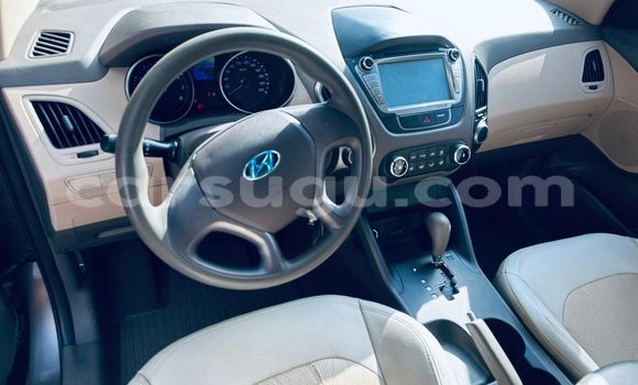 Acheter Occasion Voiture Hyundai Tucson Gris à Ouagadougou, Burkina-Faso Acheter Occasion Voiture Hyundai Tucson Gris à Ouagadougou, Burkina-Faso