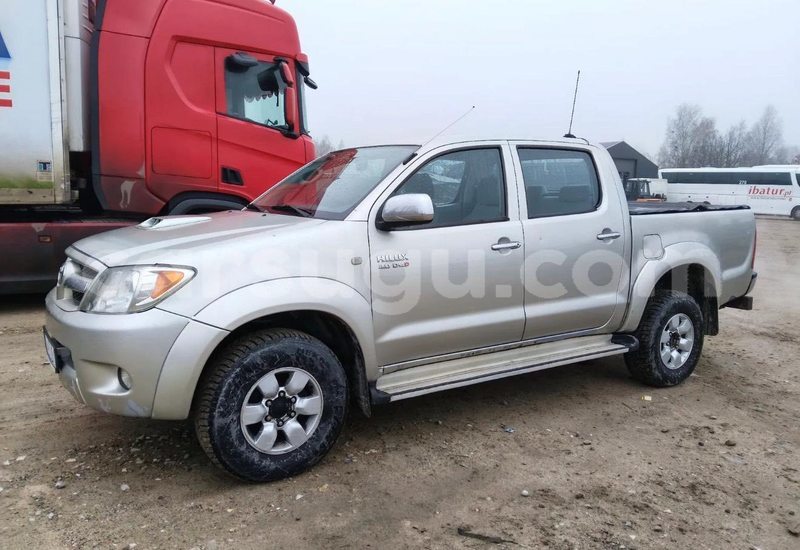 Big with watermark toyota hilux burkina faso ouagadougou 11481