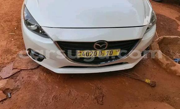 Acheter Occasion Voiture Mazda 3 Blanc à Ouagadougou, Burkina-Faso