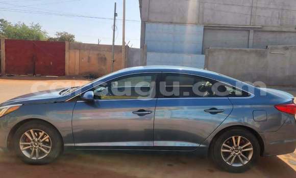 Sayi Na hannu Hyundai Sonata Blue Mota in Ouagadougou a Burkina Faso Sayi Na hannu Hyundai Sonata Blue Mota in Ouagadougou a Burkina Faso