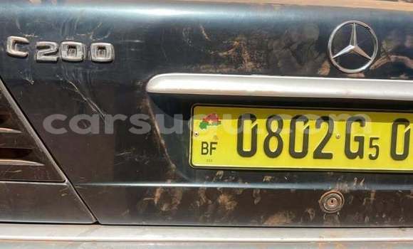 Sayi Na hannu Mercedes-Benz C–Class Green Mota in Ouagadougou a Burkina Faso Sayi Na hannu Mercedes-Benz C–Class Green Mota in Ouagadougou a Burkina Faso