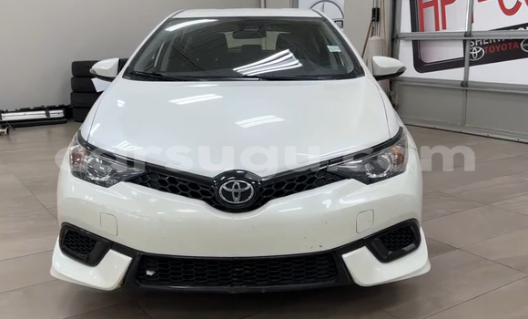 Acheter Occasion Voiture Toyota Corolla Blanc à Ouagadougou, Burkina-Faso Acheter Occasion Voiture Toyota Corolla Blanc à Ouagadougou, Burkina-Faso