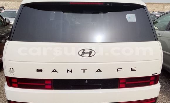 Acheter Occasion Voiture Hyundai Santa Fe Blanc à Ouagadougou, Burkina-Faso Acheter Occasion Voiture Hyundai Santa Fe Blanc à Ouagadougou, Burkina-Faso