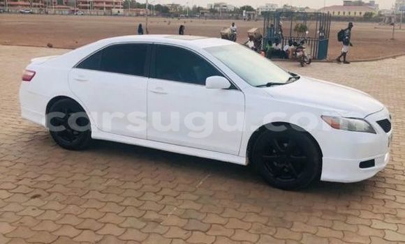 Acheter Occasion Voiture Toyota Camry Blanc à Ouagadougou, Burkina-Faso Acheter Occasion Voiture Toyota Camry Blanc à Ouagadougou, Burkina-Faso