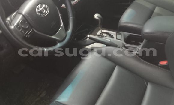Acheter Occasion Voiture Toyota RAV4 Blanc à Ouagadougou, Burkina-Faso Acheter Occasion Voiture Toyota RAV4 Blanc à Ouagadougou, Burkina-Faso
