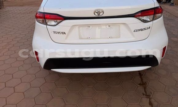 Acheter Occasion Voiture Toyota Corolla Blanc à Ouagadougou, Burkina-Faso Acheter Occasion Voiture Toyota Corolla Blanc à Ouagadougou, Burkina-Faso