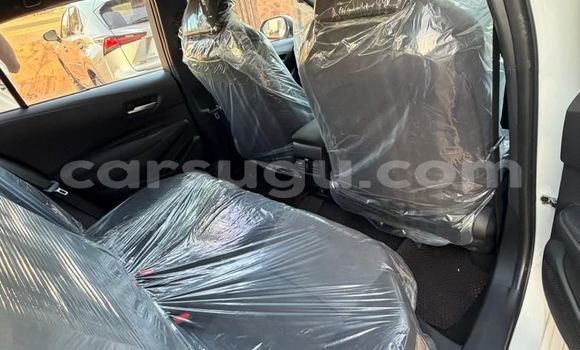 Acheter Occasion Voiture Toyota Corolla Blanc à Ouagadougou, Burkina-Faso Acheter Occasion Voiture Toyota Corolla Blanc à Ouagadougou, Burkina-Faso