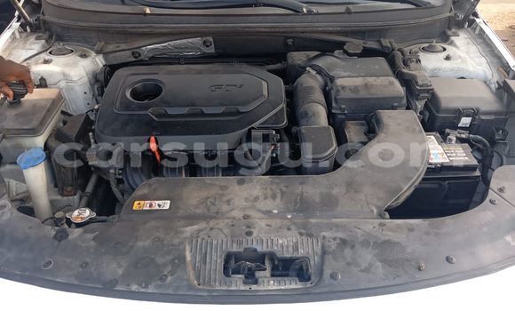 Acheter Occasion Voiture Hyundai Sonata Blanc à Ouagadougou, Burkina-Faso Acheter Occasion Voiture Hyundai Sonata Blanc à Ouagadougou, Burkina-Faso