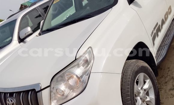 Acheter Occasion Voiture Toyota Prado Blanc à Ouagadougou, Burkina-Faso Acheter Occasion Voiture Toyota Prado Blanc à Ouagadougou, Burkina-Faso