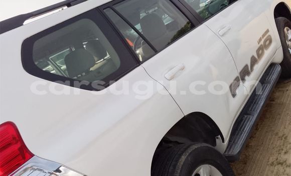 Acheter Occasion Voiture Toyota Prado Blanc à Ouagadougou, Burkina-Faso Acheter Occasion Voiture Toyota Prado Blanc à Ouagadougou, Burkina-Faso