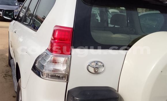 Acheter Occasion Voiture Toyota Prado Blanc à Ouagadougou, Burkina-Faso Acheter Occasion Voiture Toyota Prado Blanc à Ouagadougou, Burkina-Faso