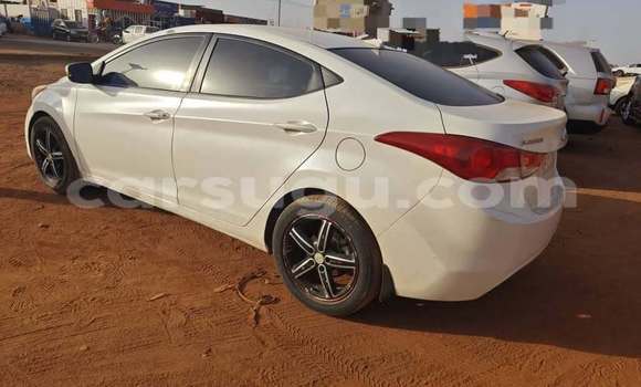 Acheter Occasion Voiture Hyundai Elantra Blanc à Ouagadougou, Burkina-Faso Acheter Occasion Voiture Hyundai Elantra Blanc à Ouagadougou, Burkina-Faso