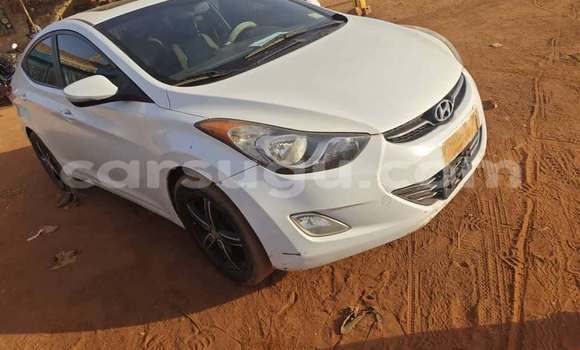 Acheter Occasion Voiture Hyundai Elantra Blanc à Ouagadougou, Burkina-Faso Acheter Occasion Voiture Hyundai Elantra Blanc à Ouagadougou, Burkina-Faso