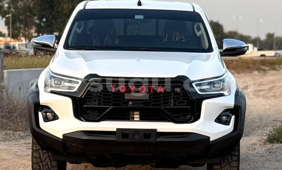 Buy Used Toyota Hilux White Car in Ouagadougou in Burkina Faso Buy Used Toyota Hilux White Car in Ouagadougou in Burkina Faso