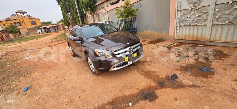 Big with watermark mercedes benz 200 burkina faso ouagadougou 11547