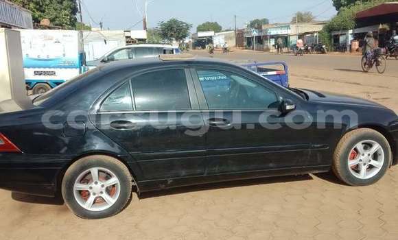 Acheter Occasion Voiture Mercedes-Benz GLC Coupe Noir à Ouagadougou, Burkina-Faso Acheter Occasion Voiture Mercedes-Benz GLC Coupe Noir à Ouagadougou, Burkina-Faso