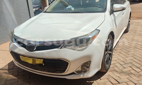 Acheter Occasion Voiture Toyota Avalon Blanc à Ouagadougou, Burkina-Faso Acheter Occasion Voiture Toyota Avalon Blanc à Ouagadougou, Burkina-Faso